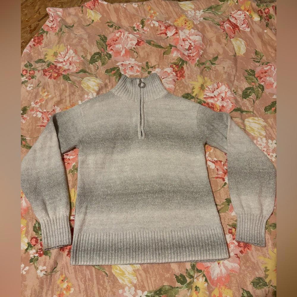 Tommy Hilfiger knit sweater